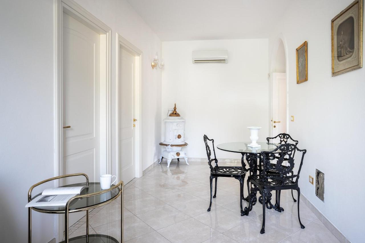 Villa Beatrice 1836 콜몬스 외부 사진